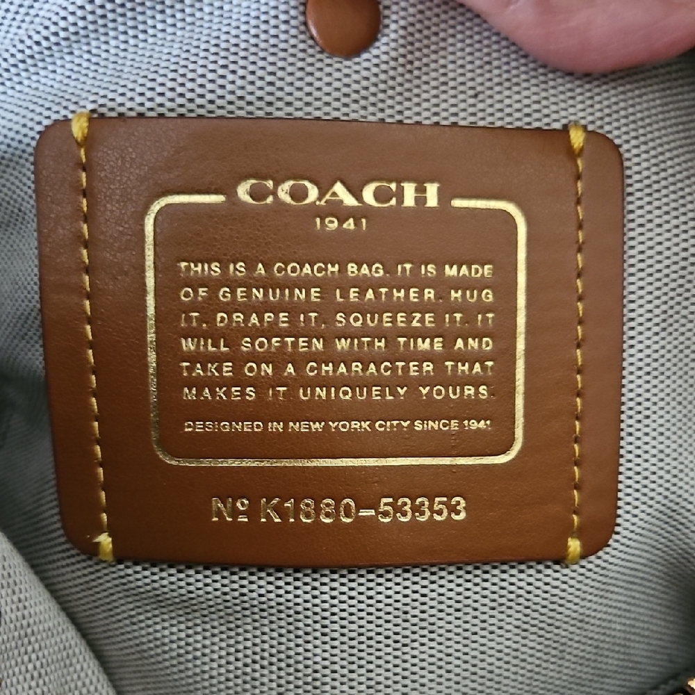 Coach EUC 1941 Harmony Hobo Colorblock Tan and White Shoulder Bag - Picture 13 of 16